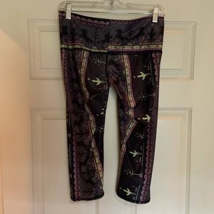 Teeki Goddess Capris, “Wild and Free” Pattern with horses and cactus.